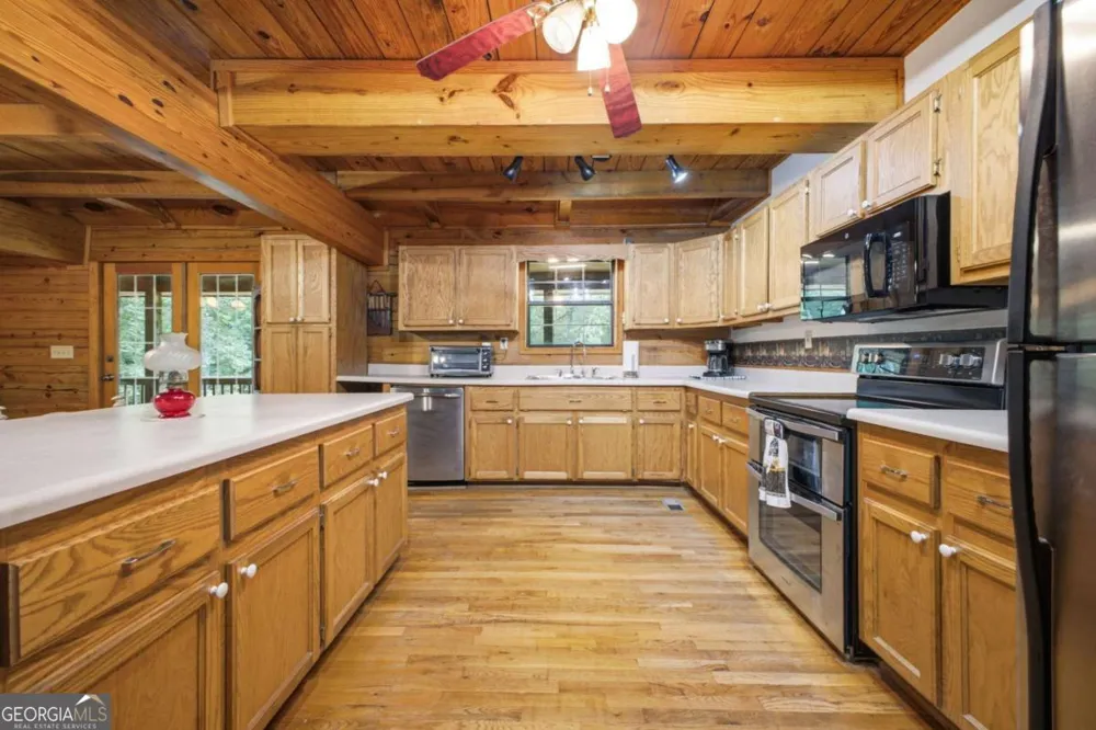 206 Henson RD SW Cave Spring, GA 30124