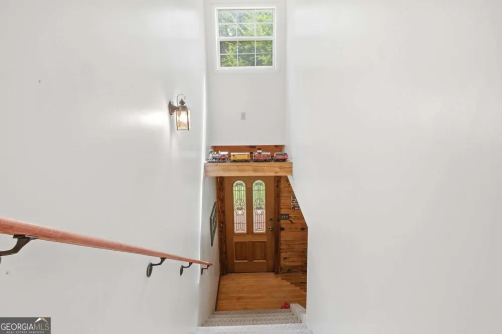 206 Henson RD SW Cave Spring, GA 30124