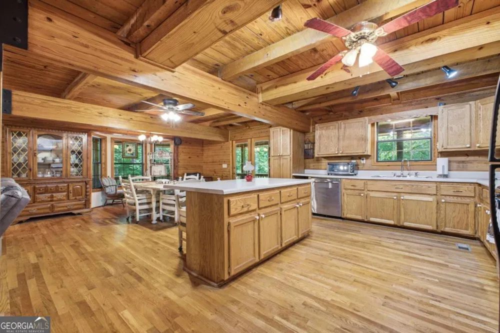 206 Henson RD SW Cave Spring, GA 30124