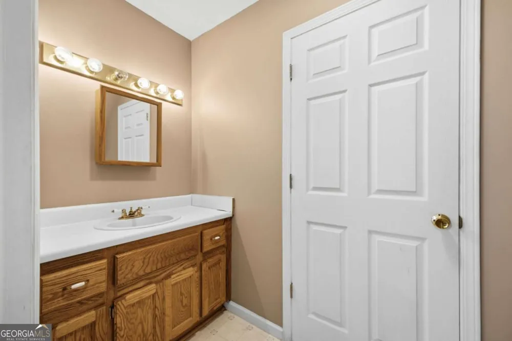 206 Henson RD SW Cave Spring, GA 30124