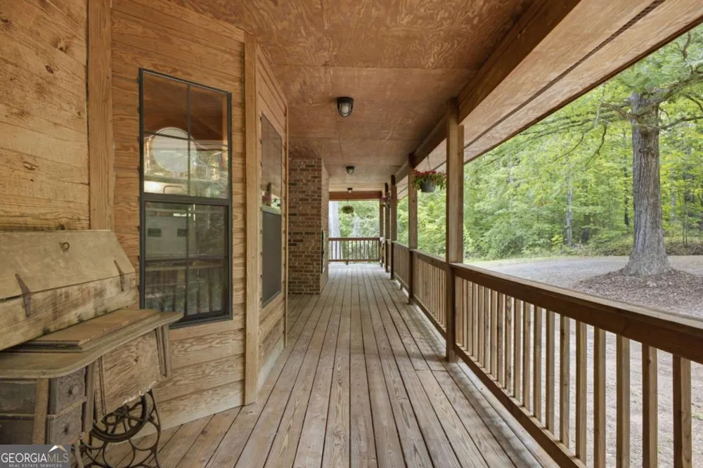 206 Henson RD SW Cave Spring, GA 30124