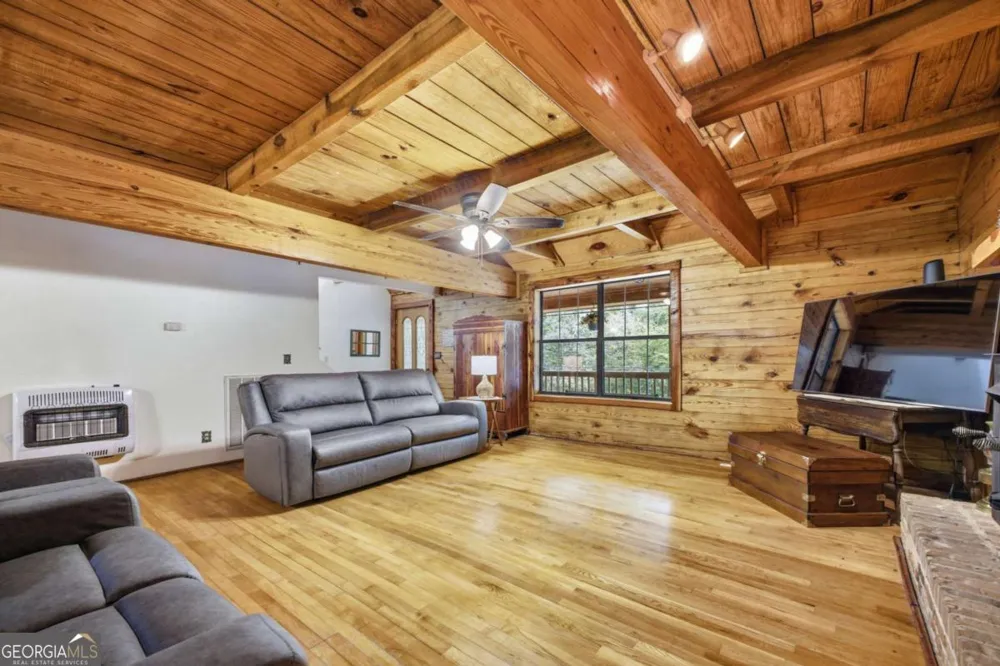 206 Henson RD SW Cave Spring, GA 30124