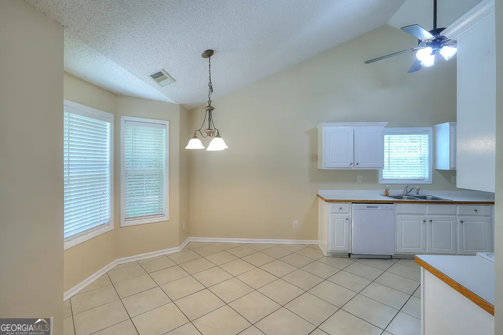 1439 Princeton DR Statham, GA 30666