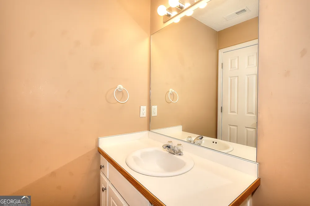 1439 Princeton DR Statham, GA 30666