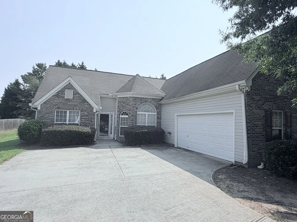 3816 Landing TER Loganville, GA 30052