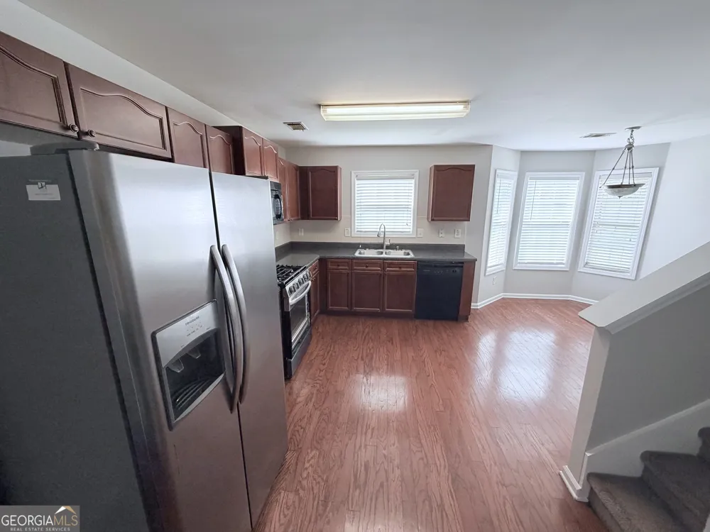 3816 Landing TER Loganville, GA 30052