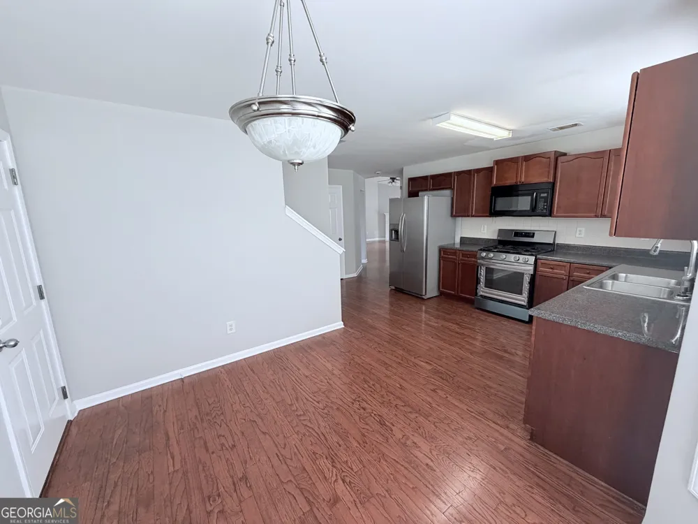 3816 Landing TER Loganville, GA 30052