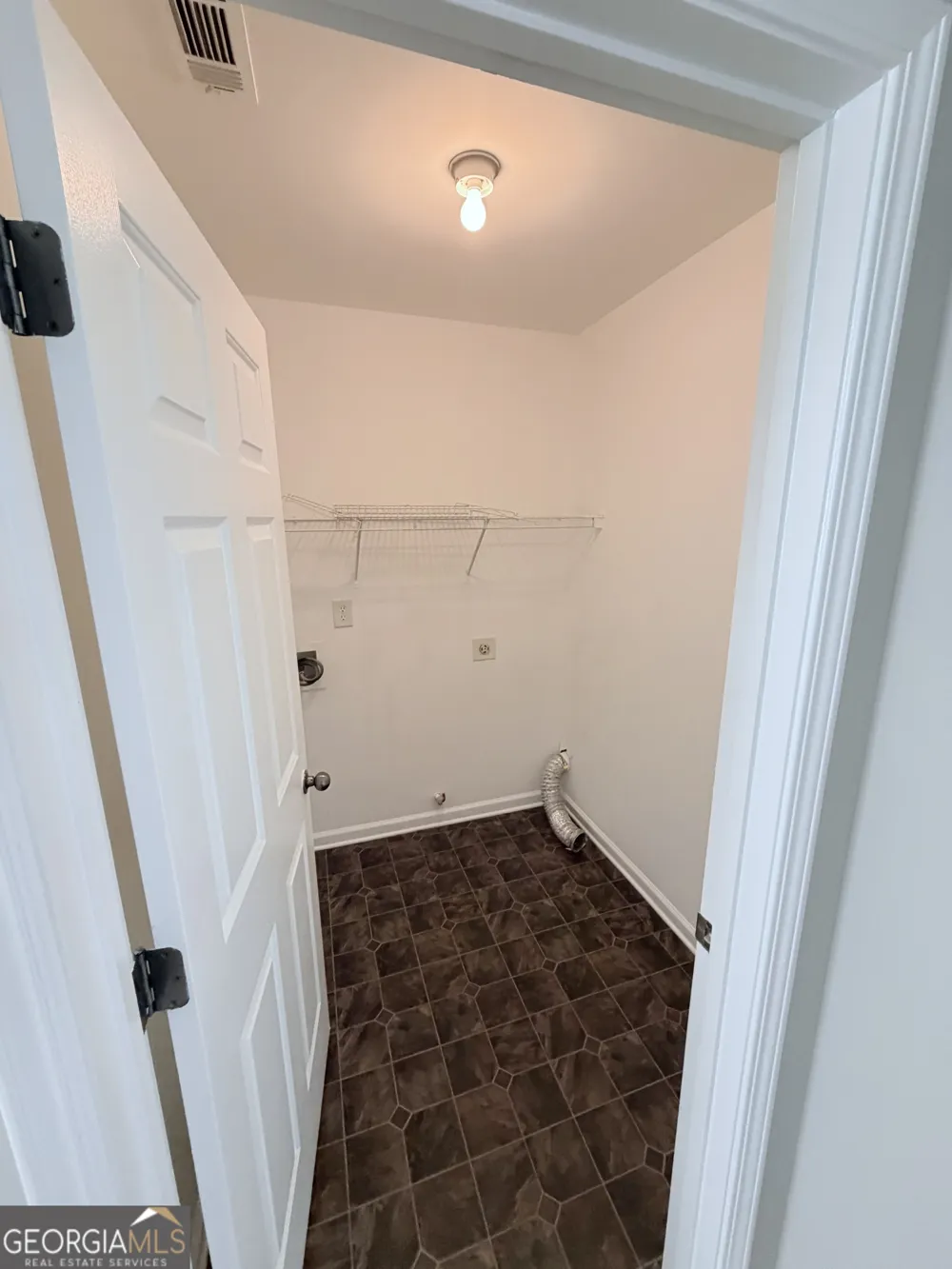 3816 Landing TER Loganville, GA 30052