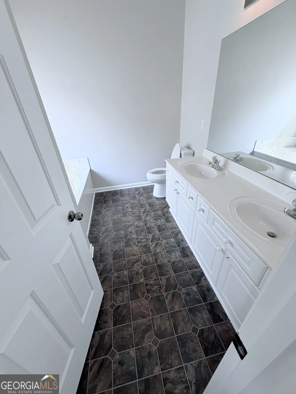 3816 Landing TER Loganville, GA 30052