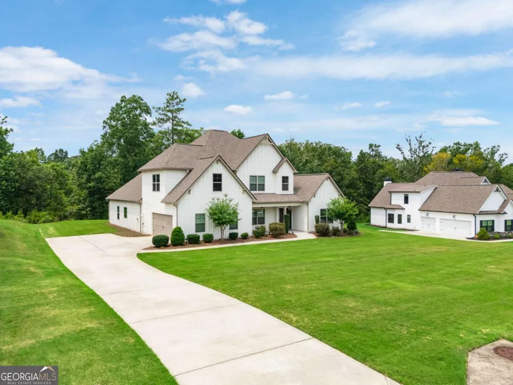 4605 Diptera LN Fairburn, GA 30213