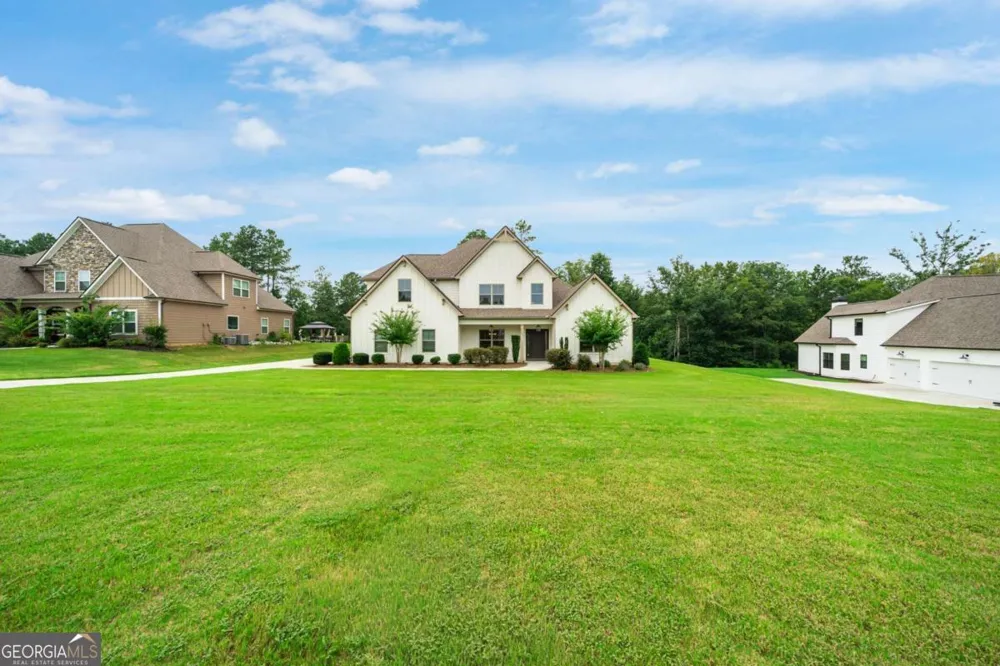 4605 Diptera LN Fairburn, GA 30213