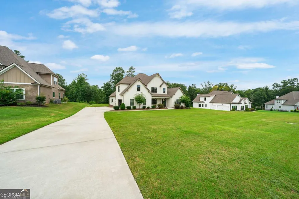4605 Diptera LN Fairburn, GA 30213
