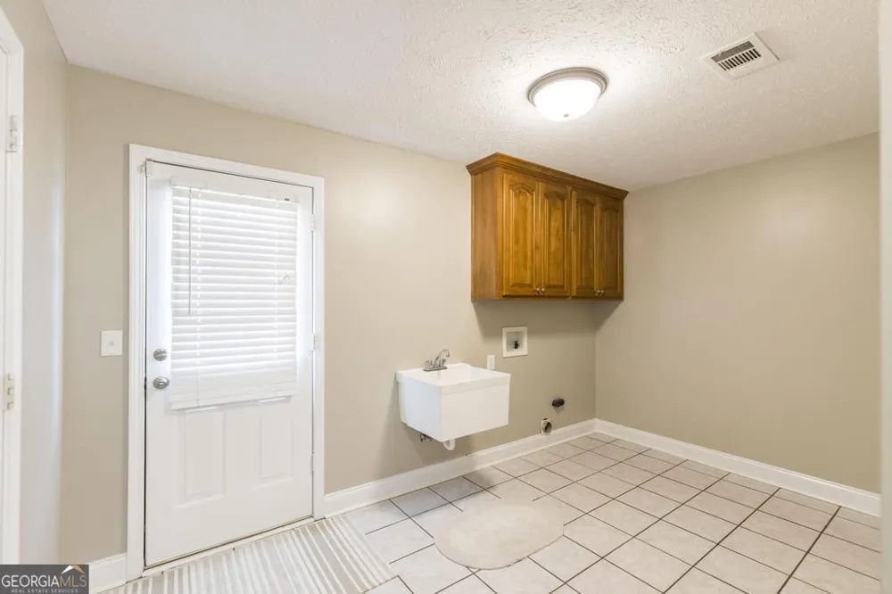 327 Audrey WAY Kathleen, GA 31047