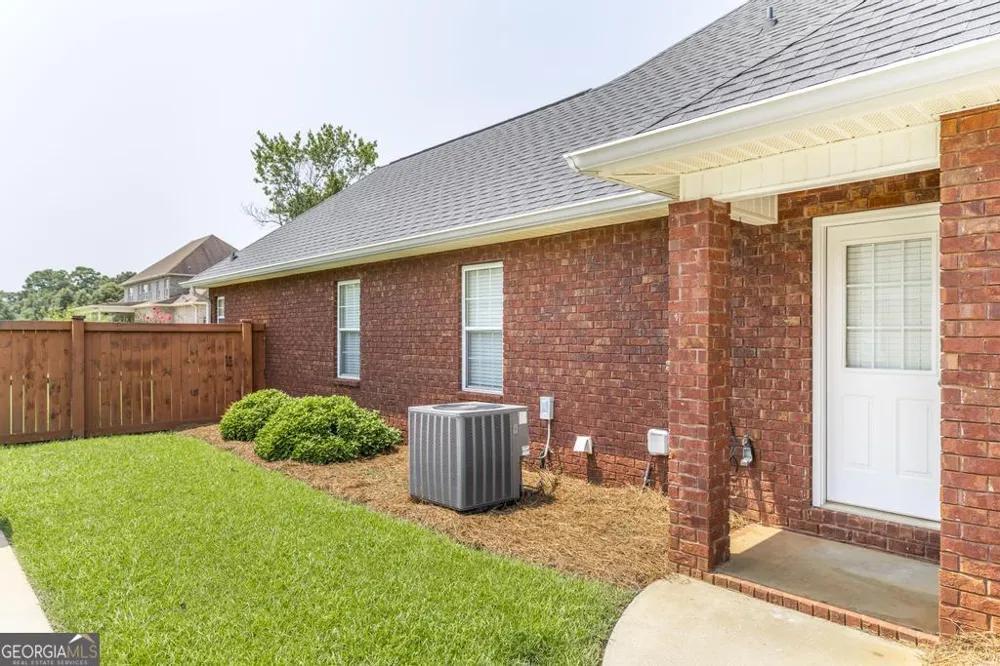 327 Audrey WAY Kathleen, GA 31047