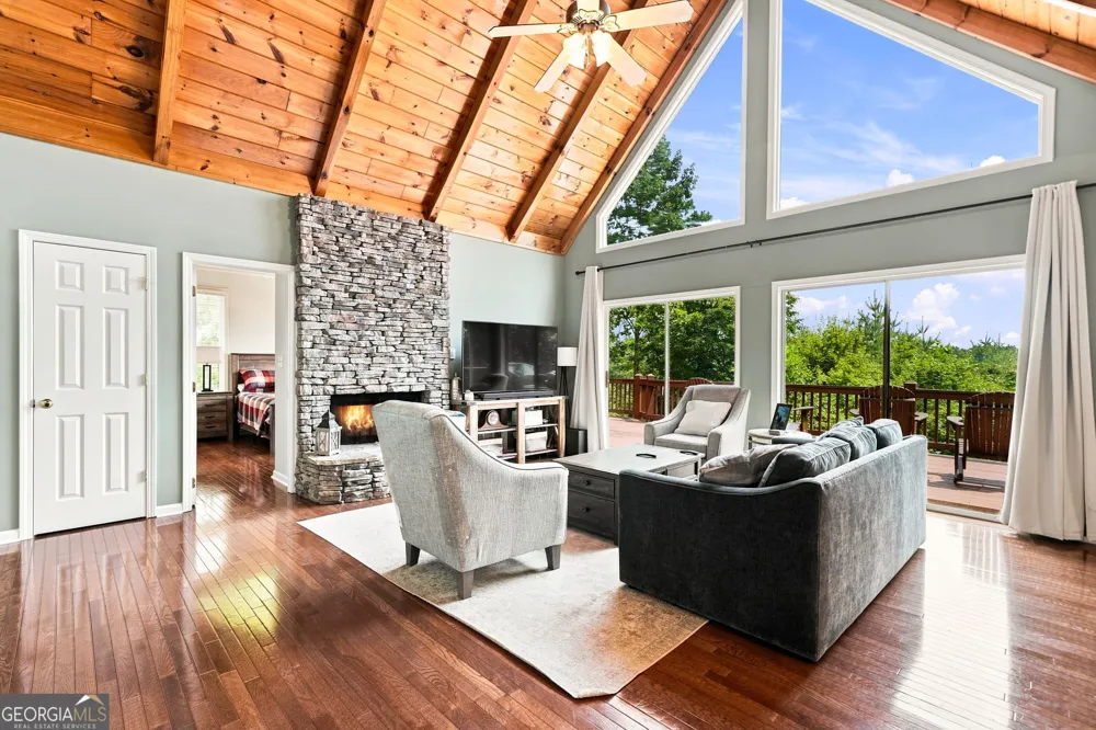 189 Trails End Ridge Ellijay, GA 30540