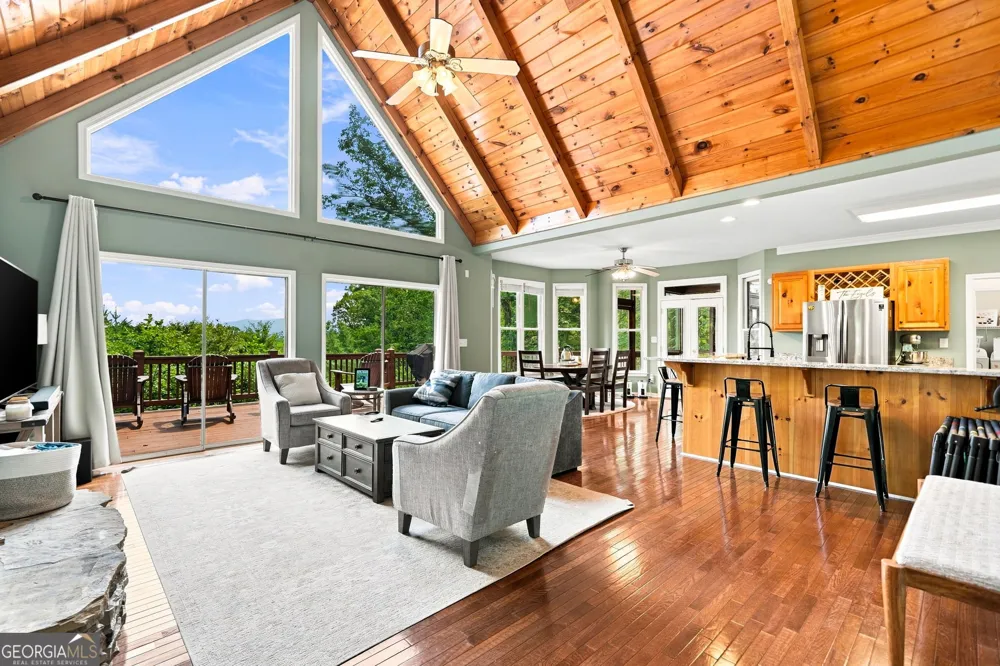 189 Trails End Ridge Ellijay, GA 30540