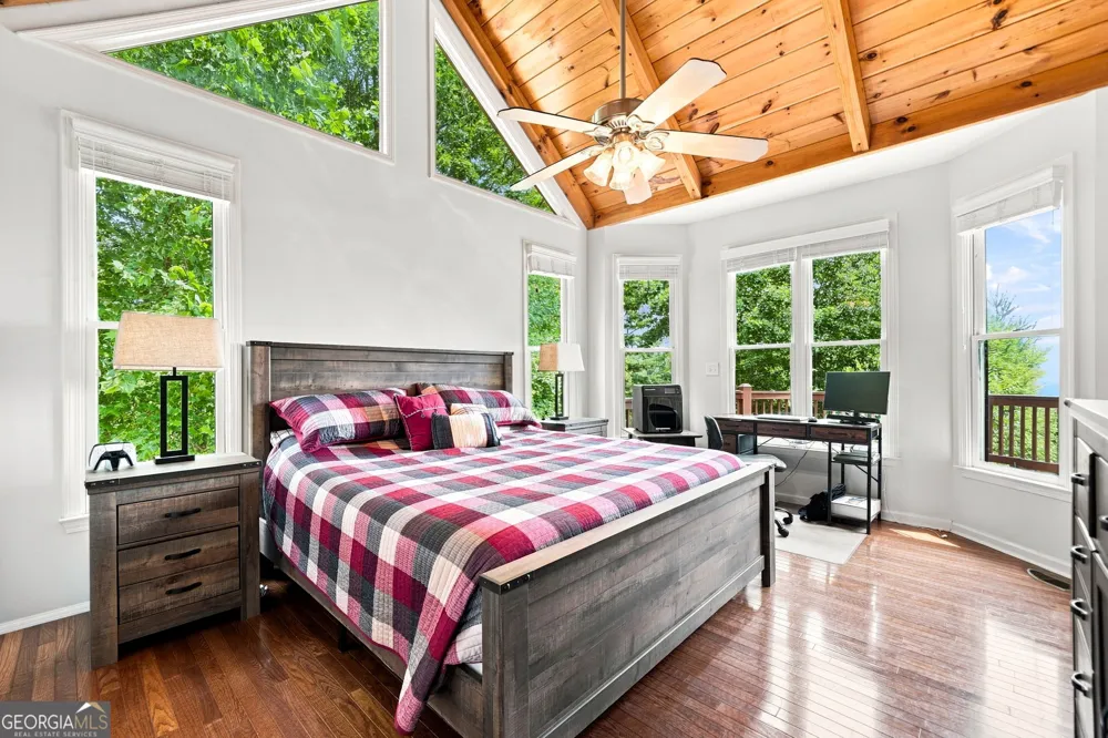 189 Trails End Ridge Ellijay, GA 30540