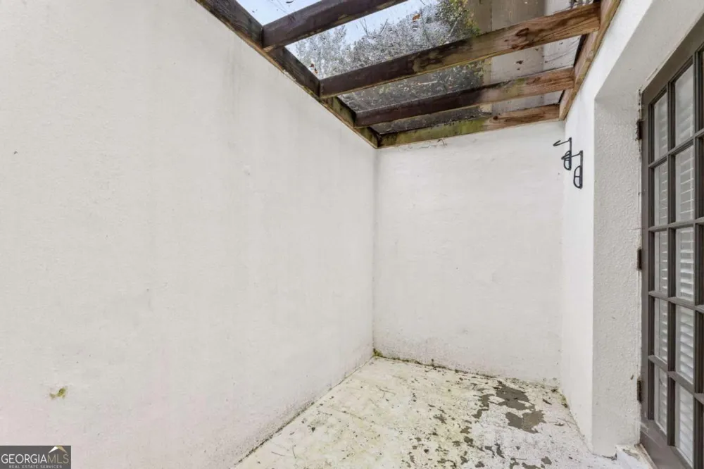 167 Maribeau SQ Atlanta, GA 30327