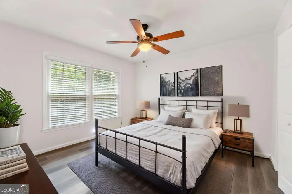 167 Maribeau SQ Atlanta, GA 30327