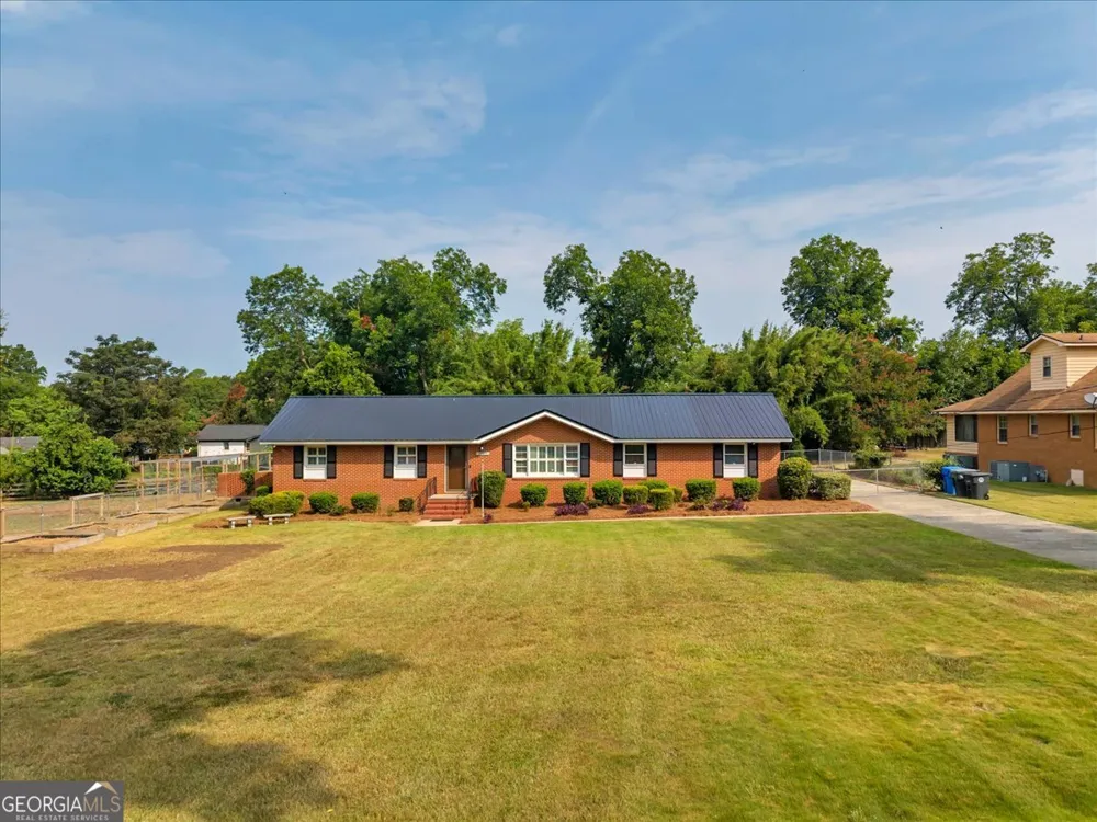 2205 Stonewall ST Dublin, GA 31021