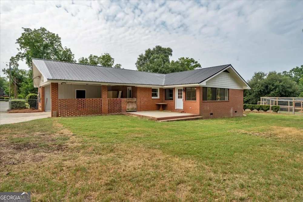 2205 Stonewall ST Dublin, GA 31021