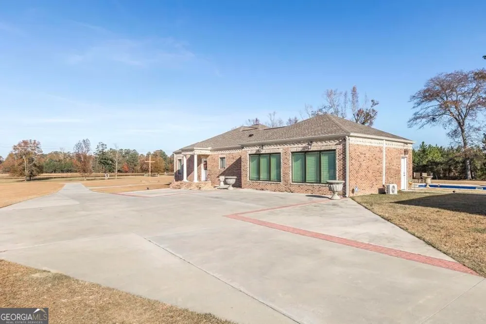 625 Walke Dairy RD Dublin, GA 31021