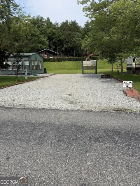 104 Bridge Loop DR