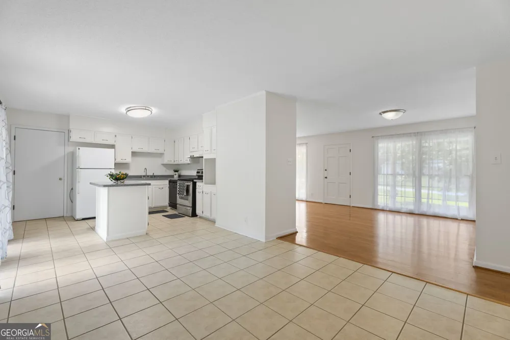 4306 Bouldercrest RD Ellenwood, GA 30294