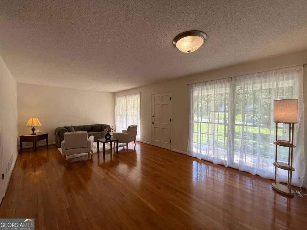 4306 Bouldercrest RD Ellenwood, GA 30294