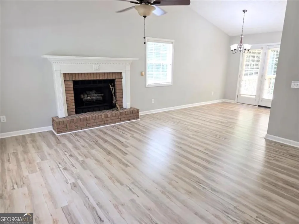 1436 Towne Harbor LN Woodstock, GA 30189