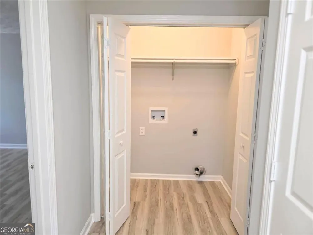 1436 Towne Harbor LN Woodstock, GA 30189