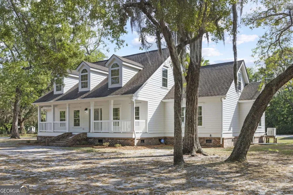 691 Kings RD Midway, GA 31320