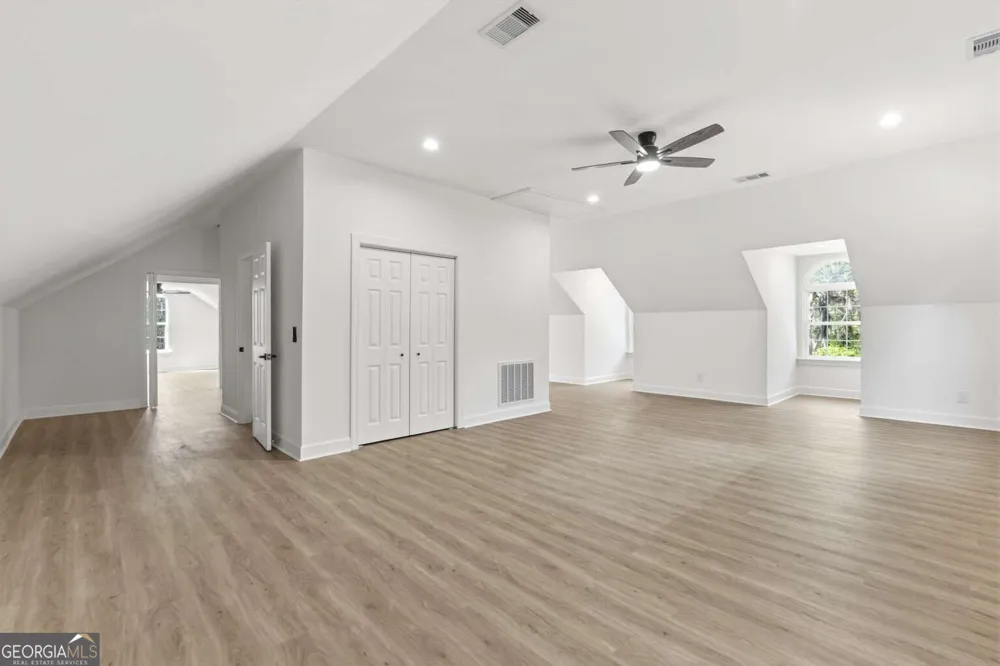 691 Kings RD Midway, GA 31320
