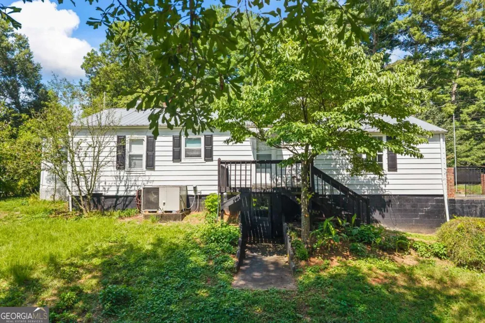 167 South ST Cornelia, GA 30531
