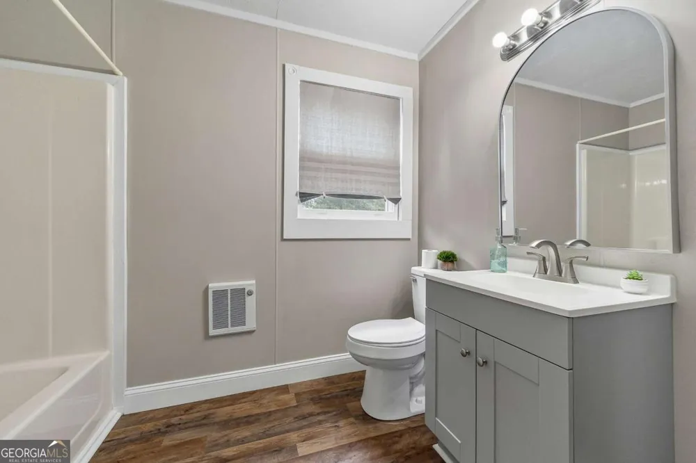 167 South ST Cornelia, GA 30531