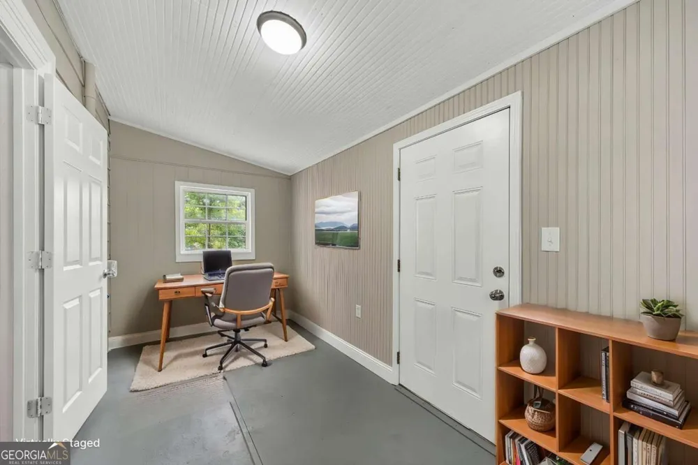 167 South ST Cornelia, GA 30531