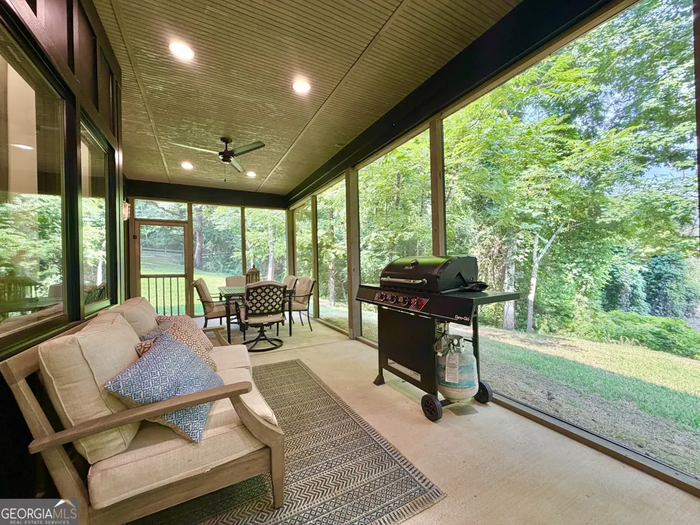 399 Jim McCrackin Clayton, GA 30525