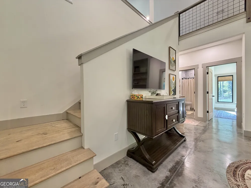 399 Jim McCrackin Clayton, GA 30525