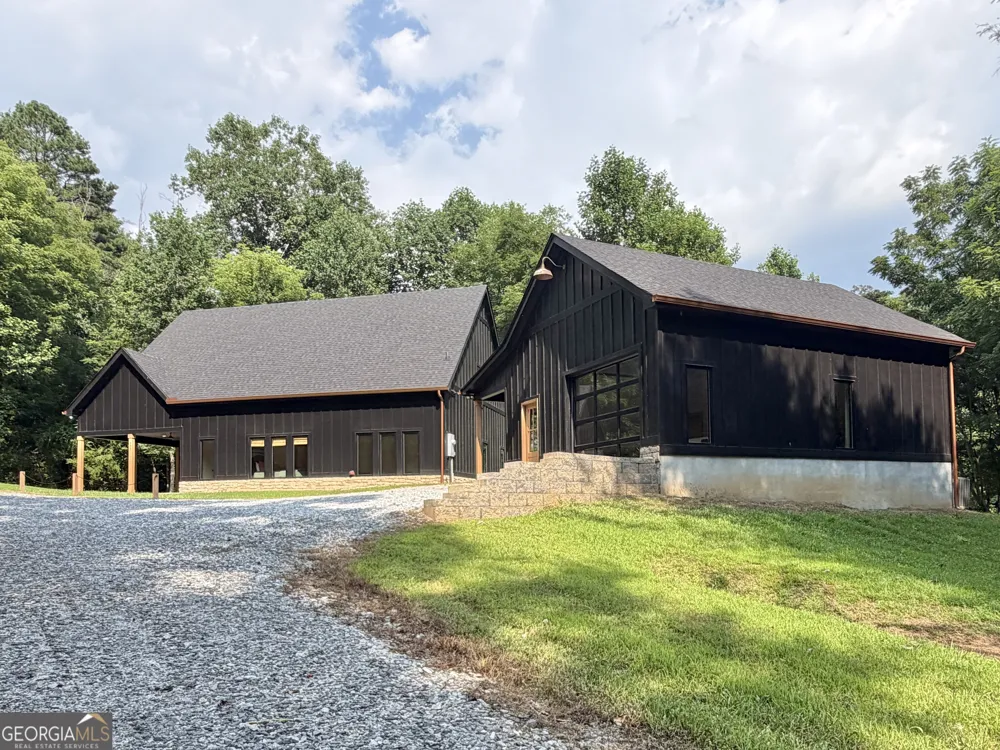 399 Jim McCrackin Clayton, GA 30525
