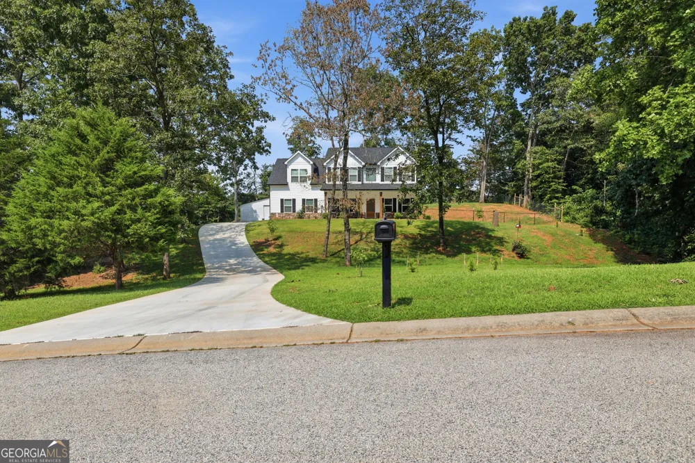 176 Heartland Meadows DR Mount Airy, GA 30563