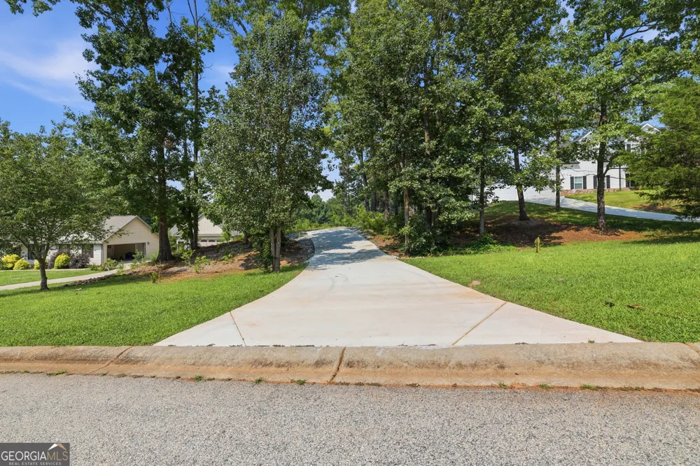 176 Heartland Meadows DR Mount Airy, GA 30563