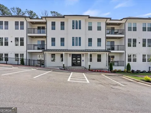1050 Blair LN
