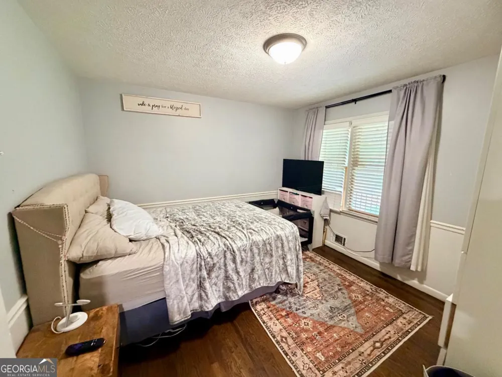 4992 Green Oak DR SW Lilburn, GA 30047