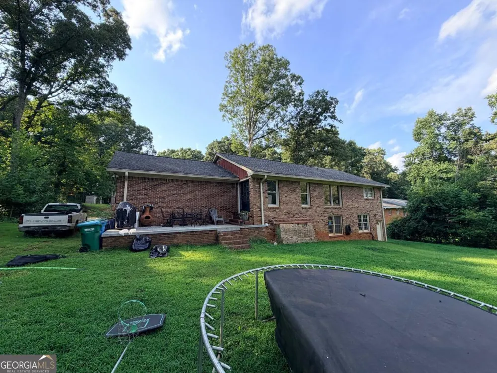 4992 Green Oak DR SW Lilburn, GA 30047