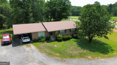 7505 McRae HWY