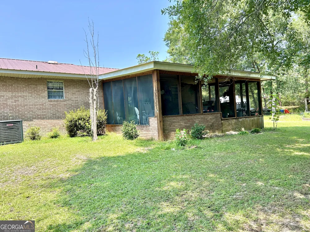 7505 McRae HWY Helena, GA 31037
