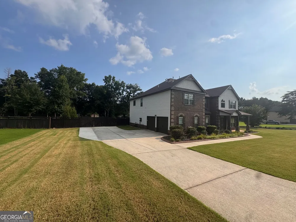 130 Ravens LNDG Fayetteville, GA 30215