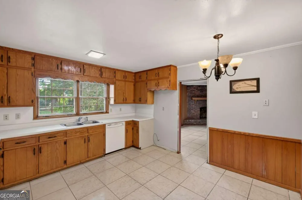 3294 Old Jonesboro RD Hapeville, GA 30354