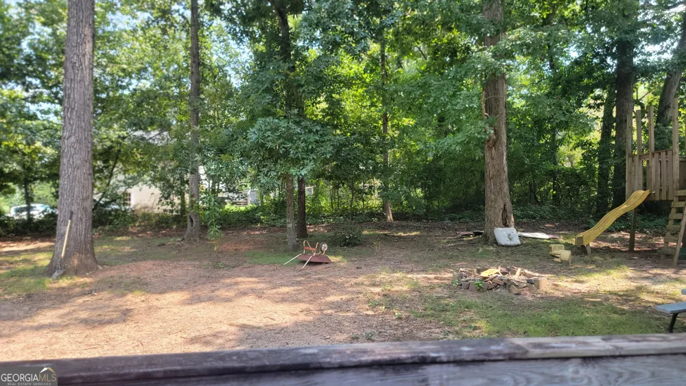 124 Taylors LN Carrollton, GA 30117