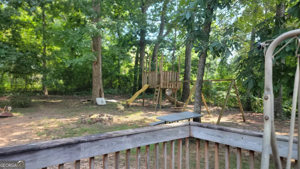 124 Taylors LN Carrollton, GA 30117